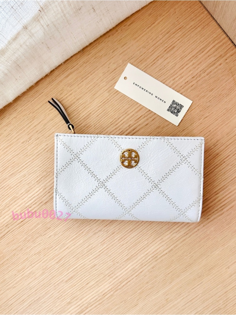 NWT🐚Tory Burch Willa Medium Wallet 171596 Shrunken Middle Zip Blanc White